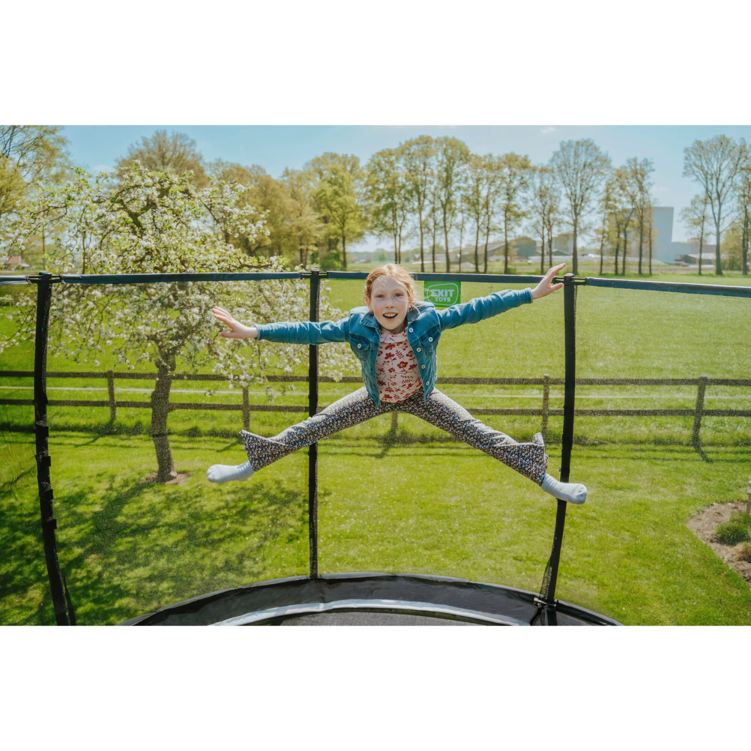 EXIT TOYS EXIT Allure Classic Trampoline ø427cm - Zwart 8 EXIT TOYS EXIT Allure Classic Trampoline ø427cm - Zwart - Afbeelding 8