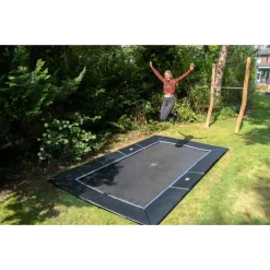 EXIT TOYS EXIT Dynamic Groundlevel Sports Trampoline 244x427cm - Zwart -Speeltoestellen exit dynamic groundlevel sports trampoline 244x427cm zwart 9