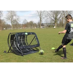 EXIT TOYS EXIT Kickback Voetbal Rebounder 124x90cm 16 EXIT TOYS EXIT Kickback Voetbal Rebounder 124x90cm -Speeltoestellen exit kickback voetbal rebounder 124x90cm 7