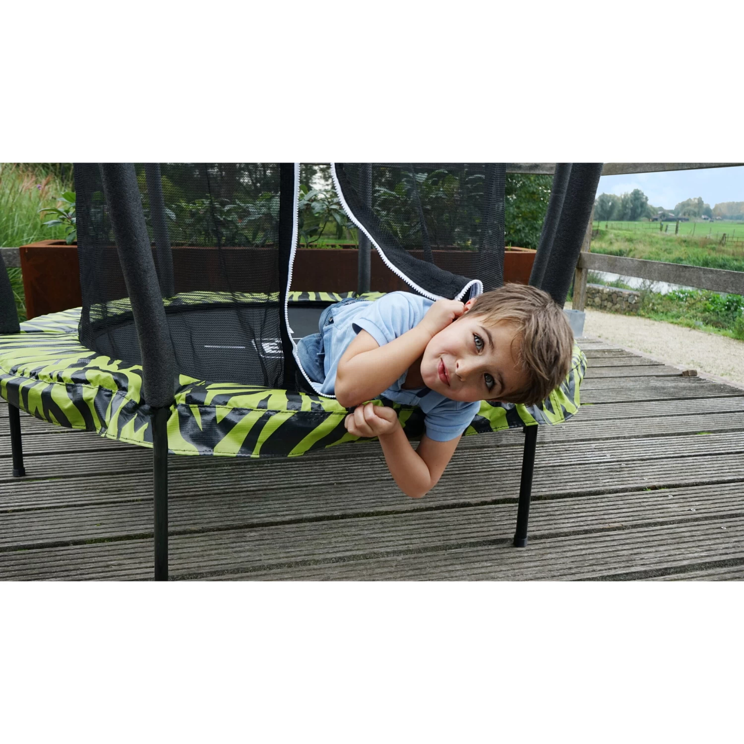 EXIT TOYS EXIT Tiggy Junior Trampoline Met Veiligheidsnet ø140cm - Zwart/groen 10 EXIT TOYS EXIT Tiggy Junior Trampoline Met Veiligheidsnet ø140cm - Zwart/groen - Afbeelding 10